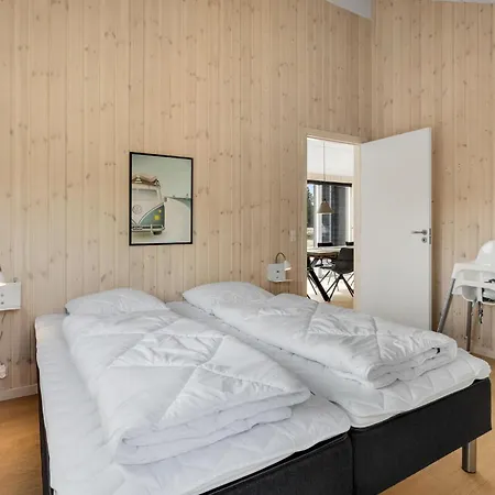 4 Bedroom Awesome In Romo Holiday home