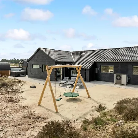 4 Bedroom Awesome In Romo Feriehus Romo