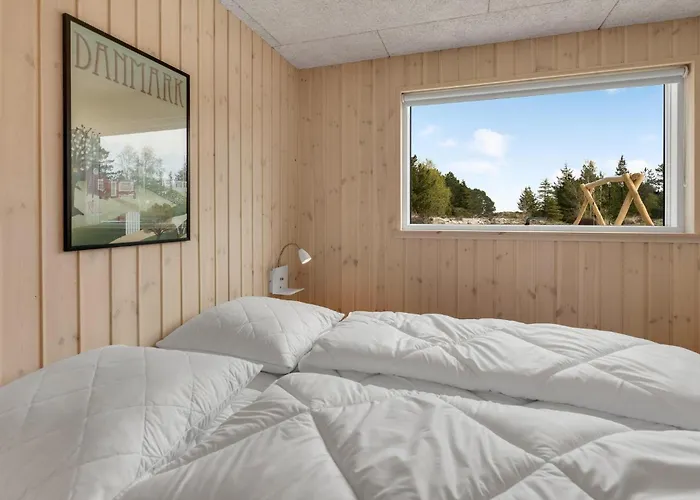 4 Bedroom Awesome In Romo *