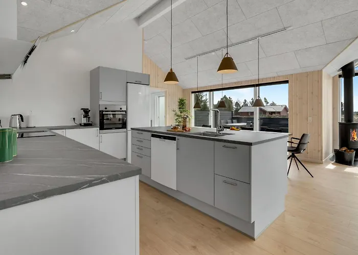 4 Bedroom Awesome In Romo Ferienhaus *