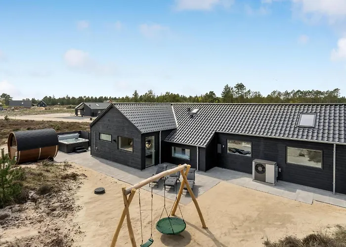 4 Bedroom Awesome In Romo