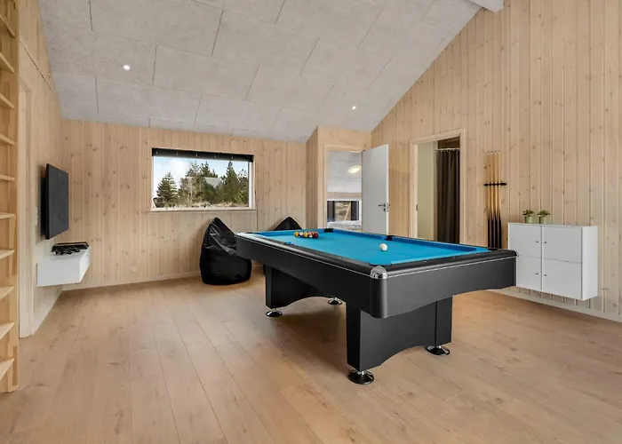 4 Bedroom Awesome In Romo Ferienhaus