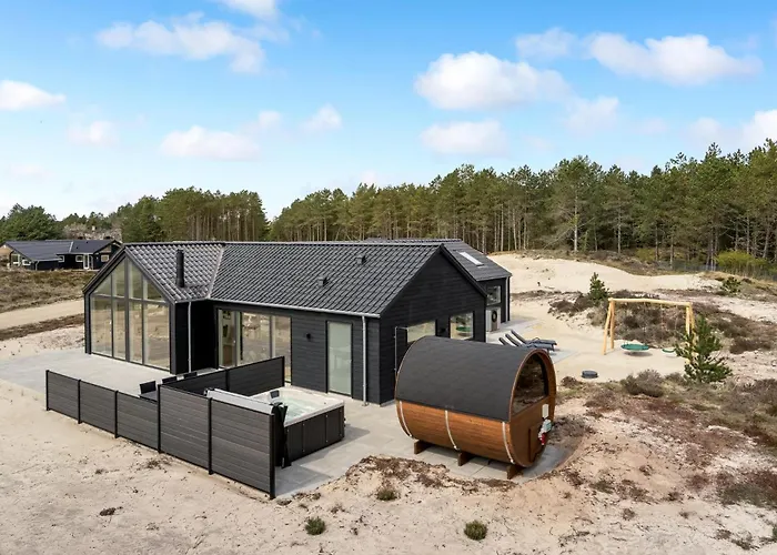 4 Bedroom Awesome In Romo Ferienhaus *