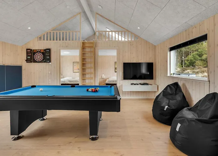 Ferienhaus 4 Bedroom Awesome In Romo *